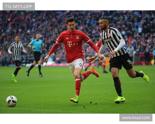 德天空称法兰克福愿为伯克特报价两千万欧但美因茨坚持要价更高引关注